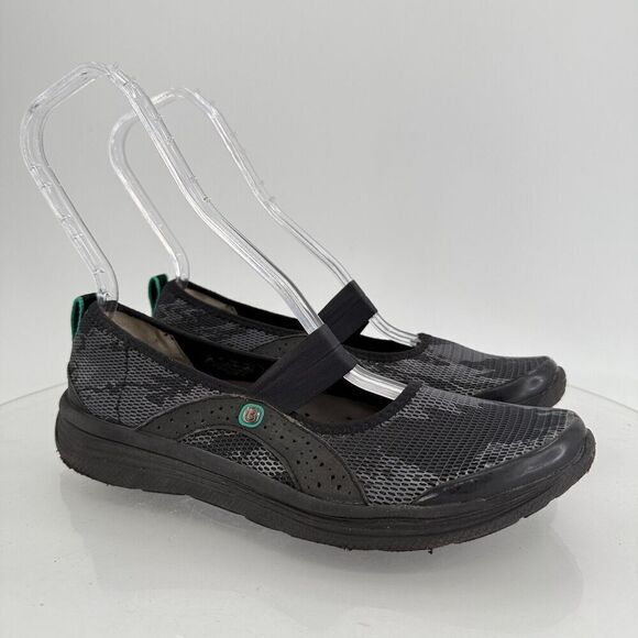 Bzees Women's Wish Slip On Size 9 Gray Black Camo Flats Wedge Casual Light Walk - Picture 2 of 15